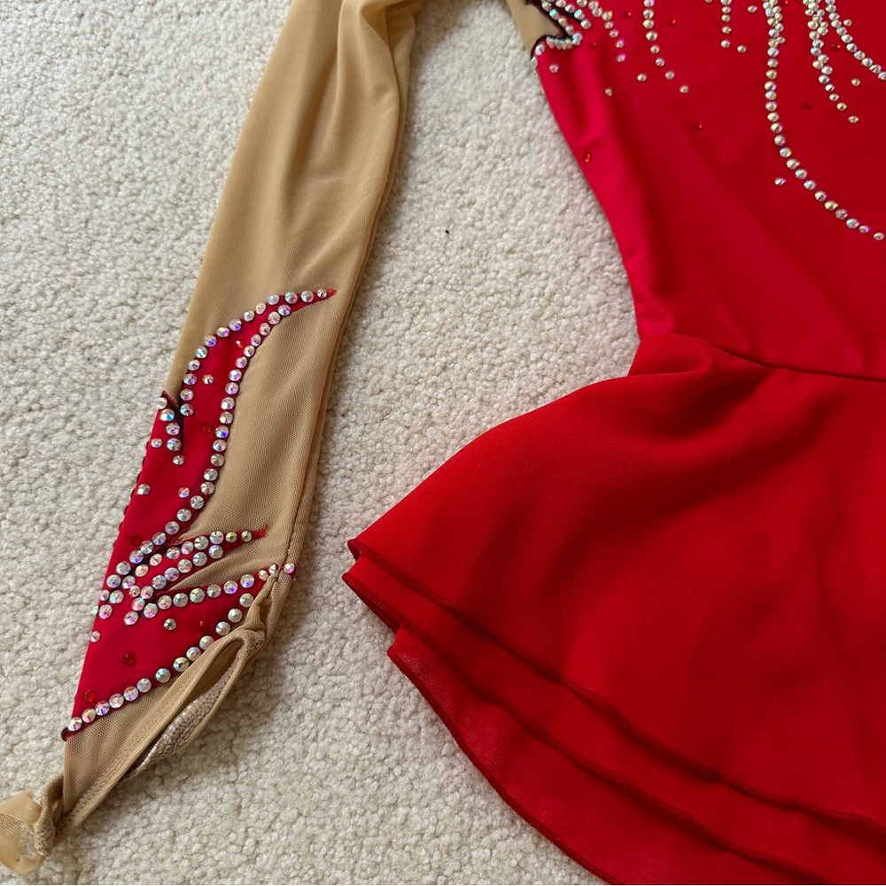 New Figure Skating Dress Size 12 (7~10T) with Hair Scrunchies (130~140cm) - Picture 4 of 10